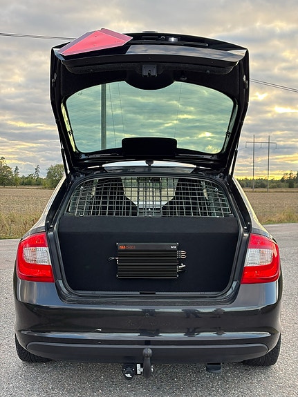 Skoda Rapid 6 of 9