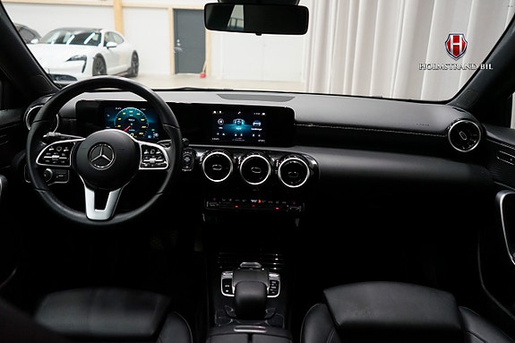 Mercedes-Benz A180 11 of 21