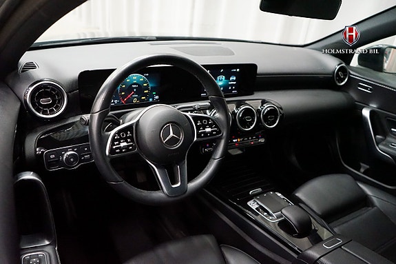 Mercedes-Benz A180 8 of 21