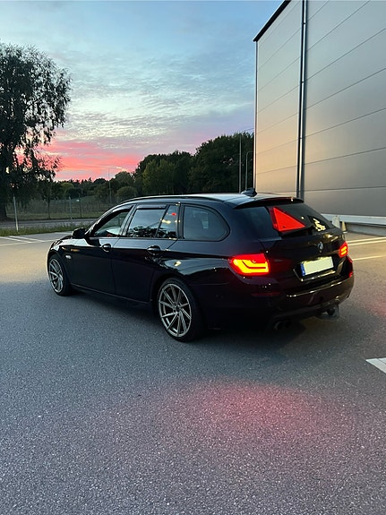 BMW 520d 3 of 8
