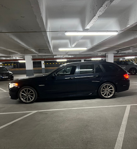 BMW 520d 5 of 10