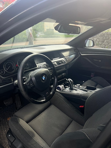 BMW 520d 6 of 8