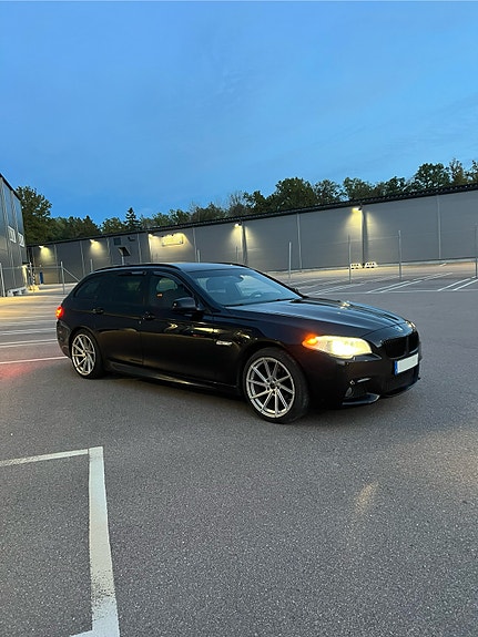 BMW 520d 5 of 8