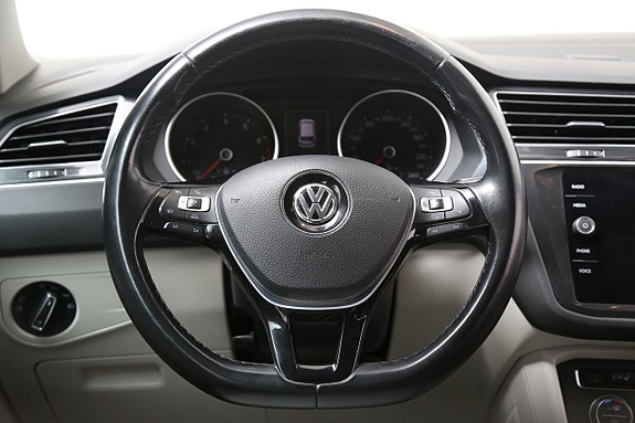 Volkswagen Tiguan 14 of 26