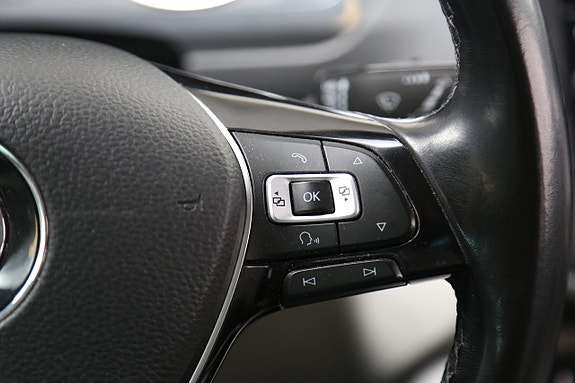 Volkswagen Tiguan 15 of 26