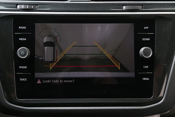 Volkswagen Tiguan 21 of 26