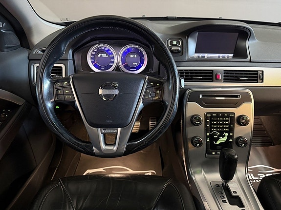 Volvo V70 14 of 20