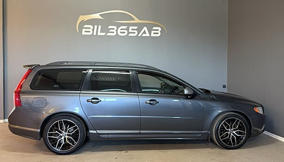 Volvo V70 8 of 20