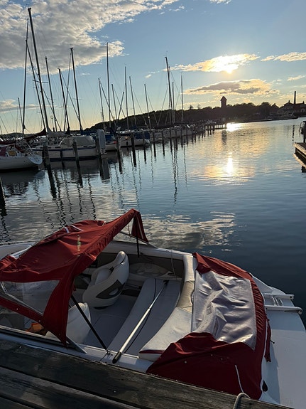 Four winns 180 horizon, 4.3 l Volvo penta-2004, storservice gjord 6 of 8