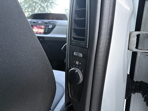 Citroen Grand C4 Picasso 20 of 24
