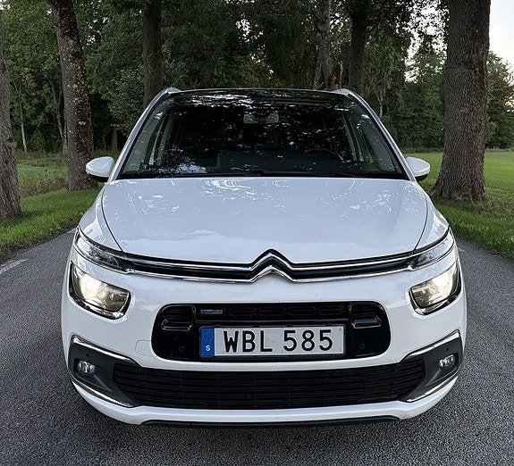 Citroen Grand C4 Picasso 6 of 24