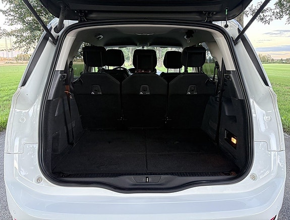 Citroen Grand C4 Picasso 9 of 24