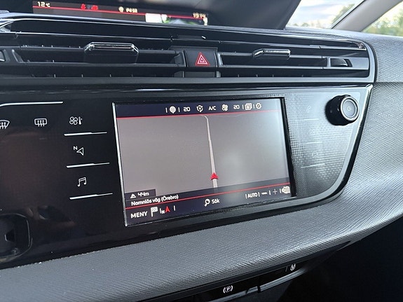 Citroen Grand C4 Picasso 16 of 24