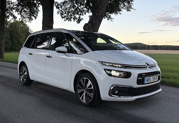 Citroen Grand C4 Picasso 4 of 24