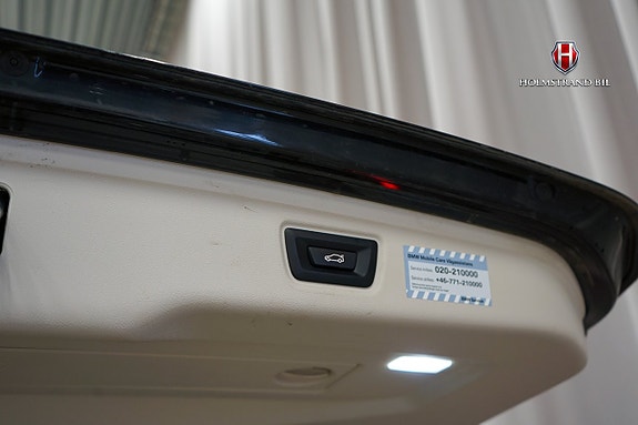 BMW 330e 22 of 23