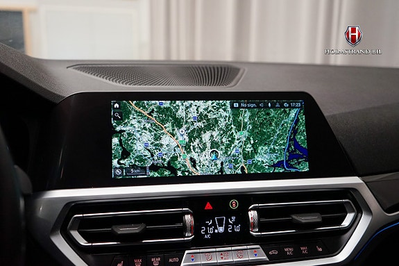 BMW 330e 15 of 23