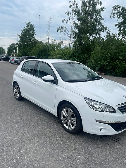 Peugeot 308 5 of 6