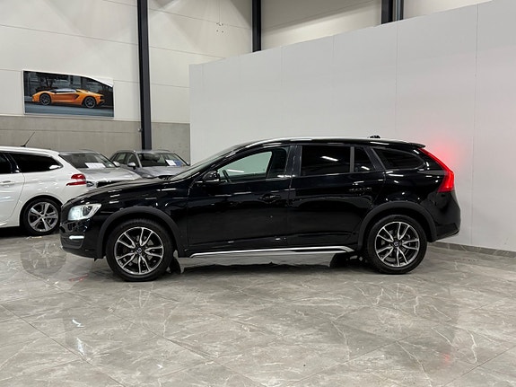 Volvo V60 Cross Country 5 of 27