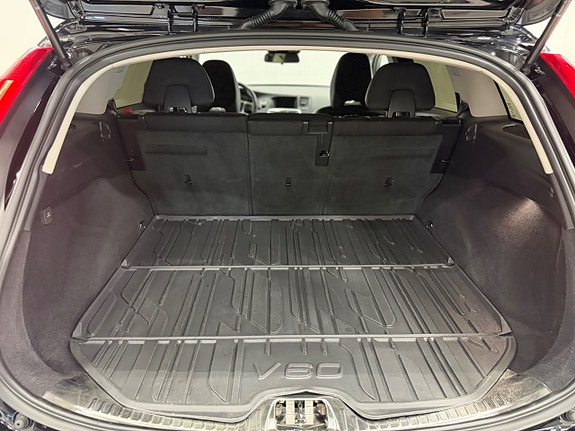 Volvo V60 Cross Country 26 of 27