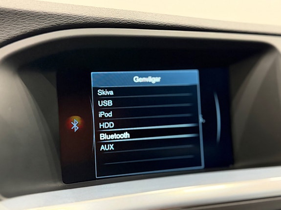 Volvo V60 Cross Country 23 of 27