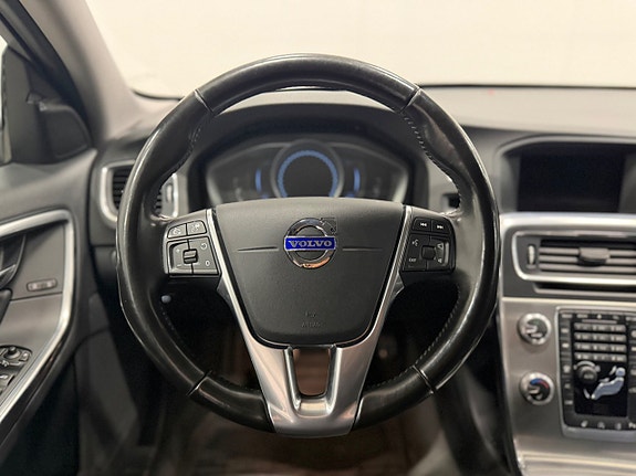 Volvo V60 Cross Country 15 of 27