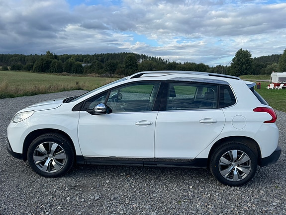 Peugeot 2008 8 of 13