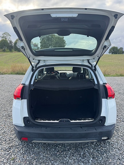 Peugeot 2008 12 of 13