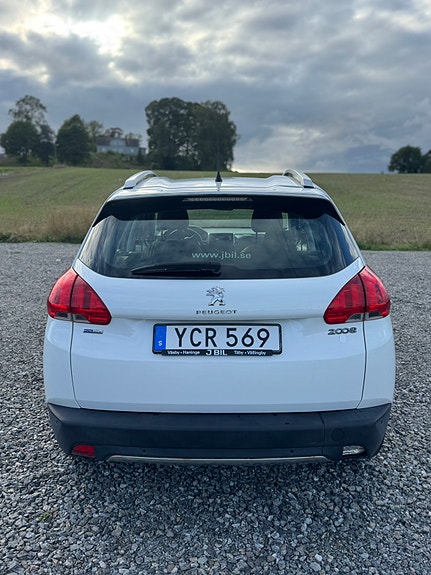 Peugeot 2008 6 of 13