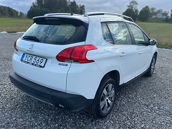 Peugeot 2008 5 of 13