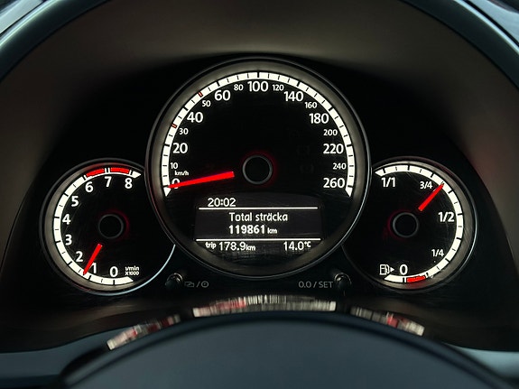 Volkswagen Beetle 19 of 26