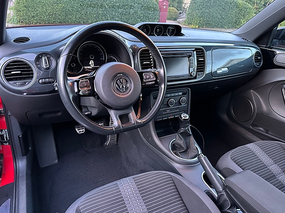 Volkswagen Beetle 8 of 26