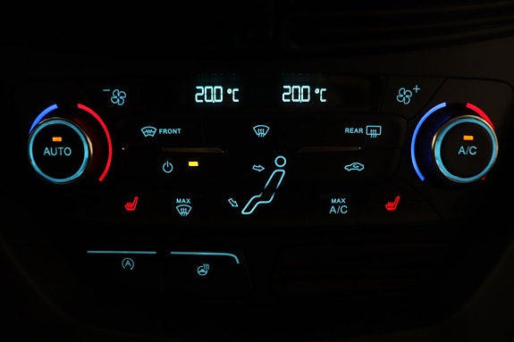 Ford C-Max 22 of 24