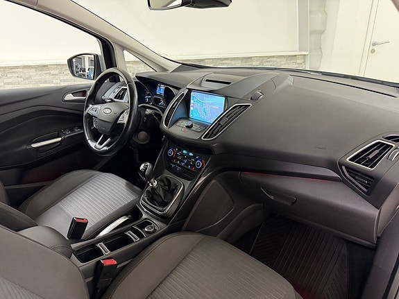 Ford C-Max 12 of 24