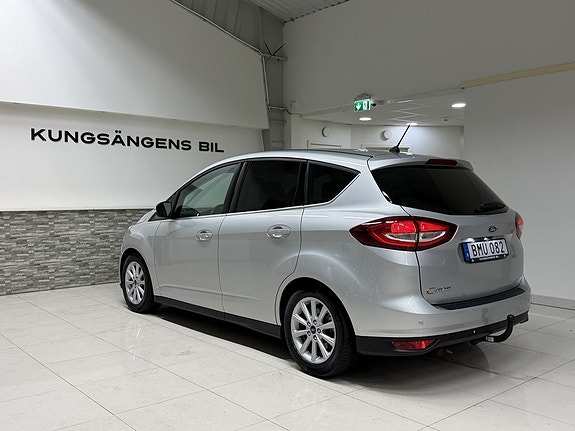 Ford C-Max 8 of 24