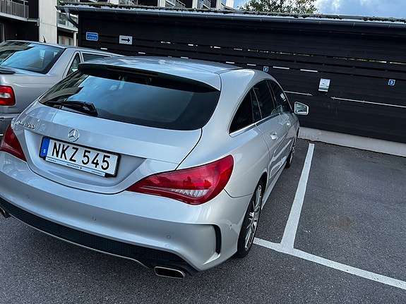 Mercedes-Benz CLA200 3 of 7