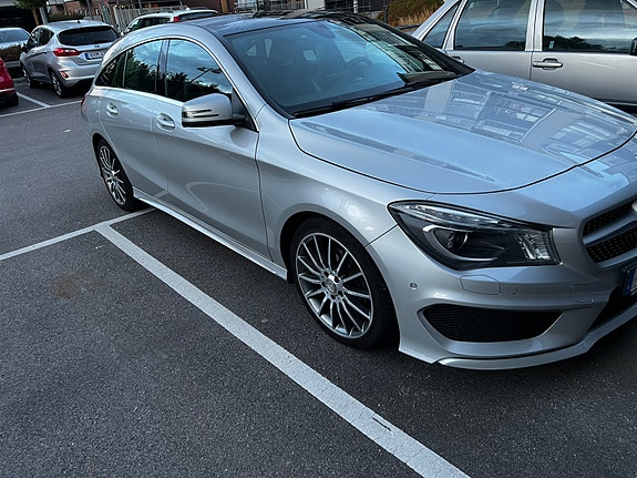 Mercedes-Benz CLA200 4 of 7