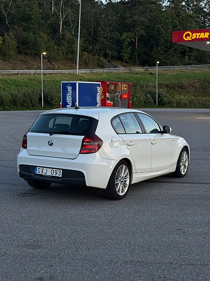 BMW 116d 8 of 12