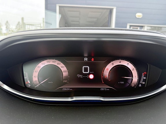 Peugeot 3008 15 of 17