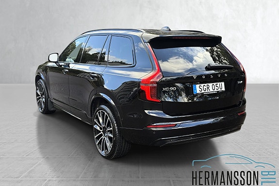 Volvo XC90 9 of 30
