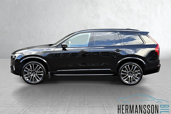 Volvo XC90 6 of 30