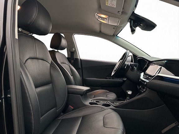 Kia Niro 11 of 29