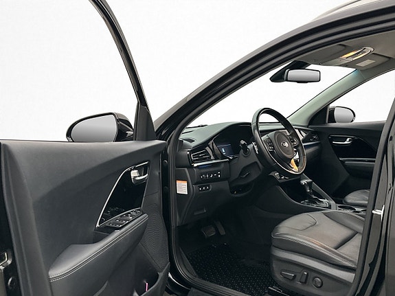 Kia Niro 8 of 29