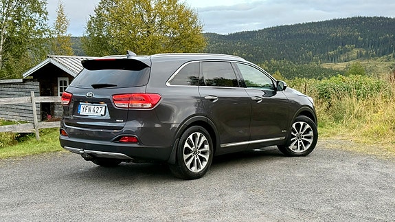 Kia Sorento 7 of 20
