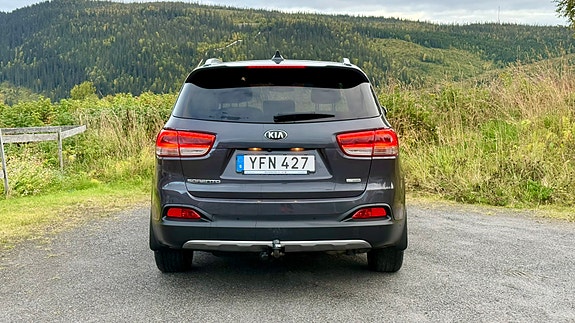 Kia Sorento 6 of 20
