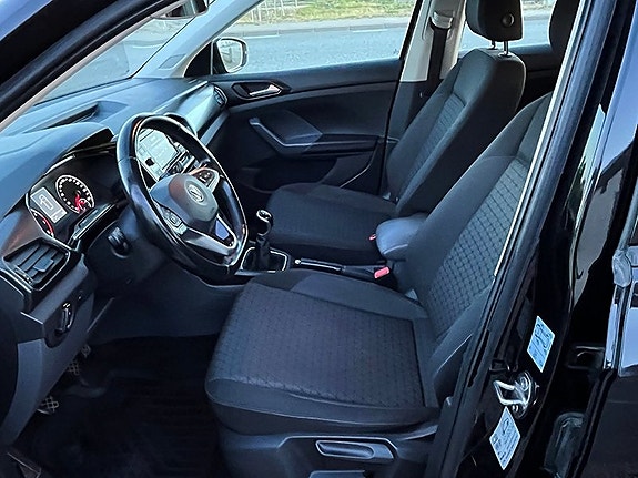 Volkswagen T-Cross 10 of 19