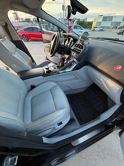 Peugeot 3008 8 of 20