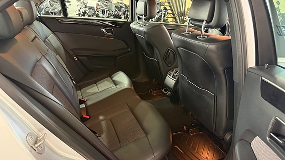 Mercedes-Benz E250 14 of 15