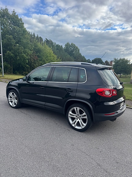 Volkswagen Tiguan 5 of 7
