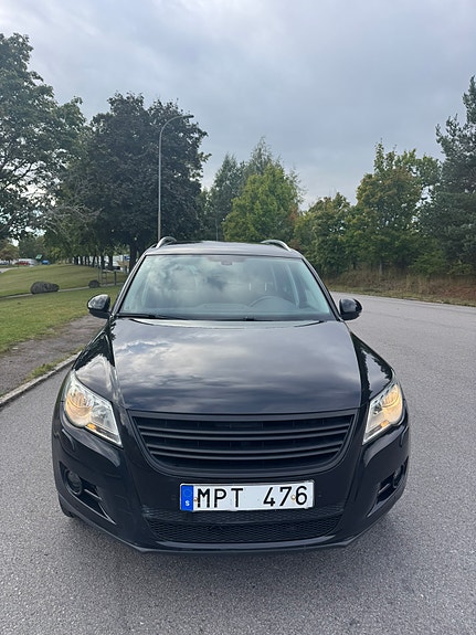 Volkswagen Tiguan 4 of 7