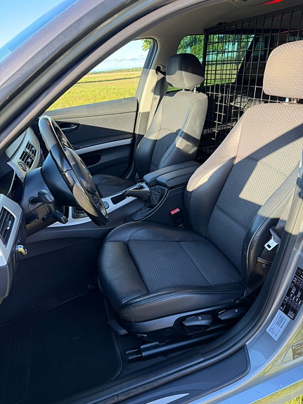 BMW 320d 5 of 11